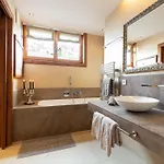 Bentleys House Chalet Zürs
