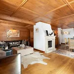 Bentleys House Chalet *