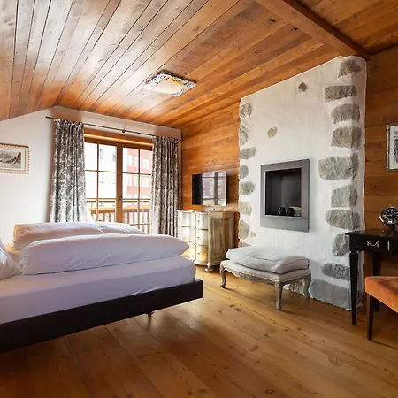 Bentleys House Mountain