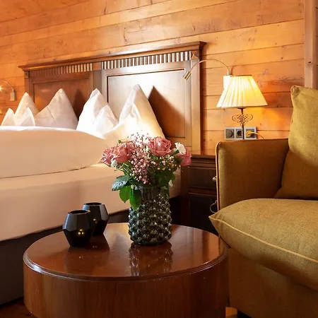 Bentleys House Mountain Шале *