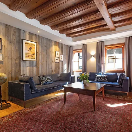 Bentleys House Mountain Chalet Zürs