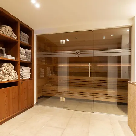 Bentleys House Mountain Zuers