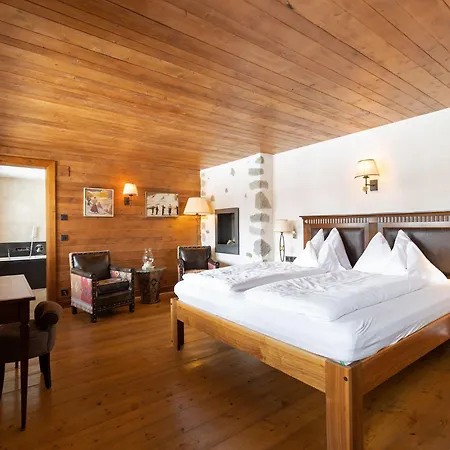 Bentleys House Mountain Zuers