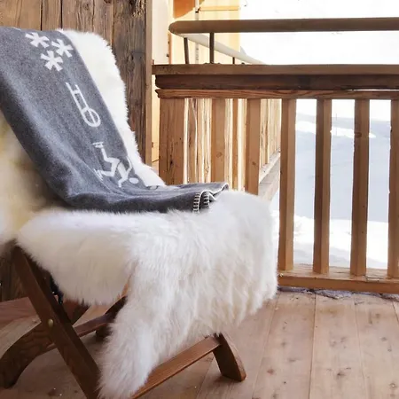 Bentleys House Mountain Zuers