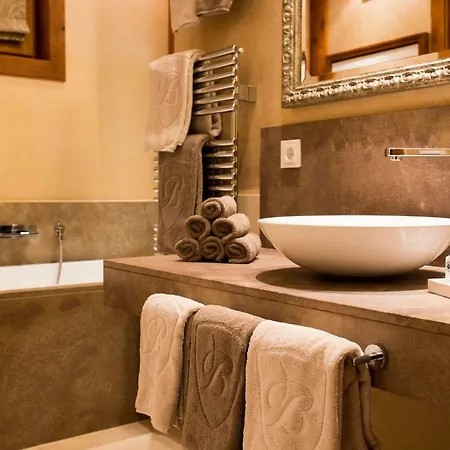 Chalet Bentleys House Mountain Zürs