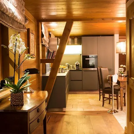 Bentleys House Mountain Chalet *